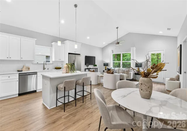 Photo 3 of Single family home for sale at 302 Starr St, Dallas, NC 28034 | MLS# 4408785 | Listing updated on 2026-09-23