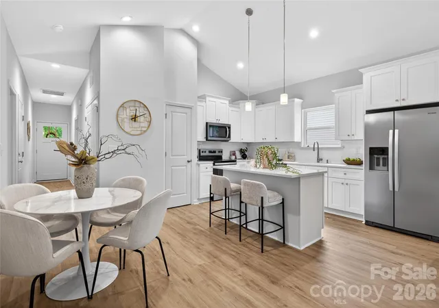 Photo 4 of Single family home for sale at 302 Starr St, Dallas, NC 28034 | MLS# 4408785 | Listing updated on 2026-09-23