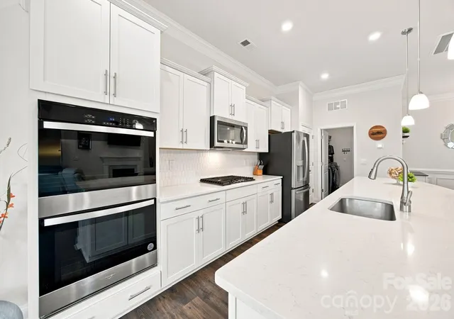 Photo 4 of Single family home for sale at 8125 Warford Little Rd, Denver, NC 28037 | MLS# 4409016 | Listing updated on 2026-09-26