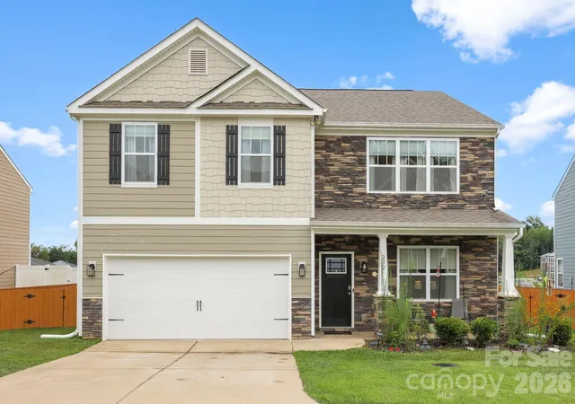 Photo 1 of Single family home for sale at 232 Marathon Ln, Candler, NC 28715 | MLS# 4409247 | Listing updated on 2026-09-08