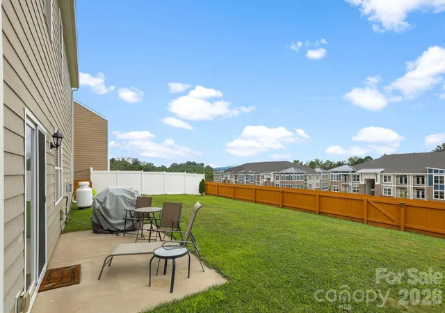 Photo 4 of Single family home for sale at 232 Marathon Ln, Candler, NC 28715 | MLS# 4409247 | Listing updated on 2026-09-08