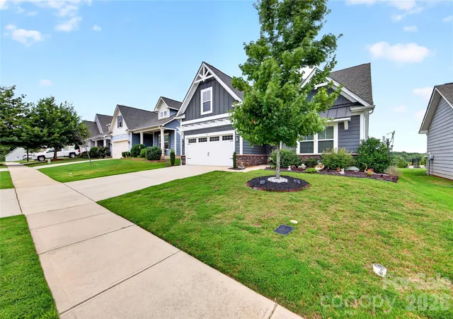 Photo 2 of Sale Pending at 115 Jana Dr, Statesville, NC 28677 | MLS# 4410432 | Listing updated on 2026-09-08