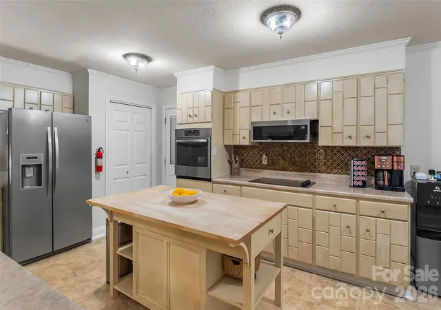 Photo 3 of Single family home for sale at 45 Monte Vista Pl, Candler, NC 28715 | MLS# 4410617 | Listing updated on 2026-09-28