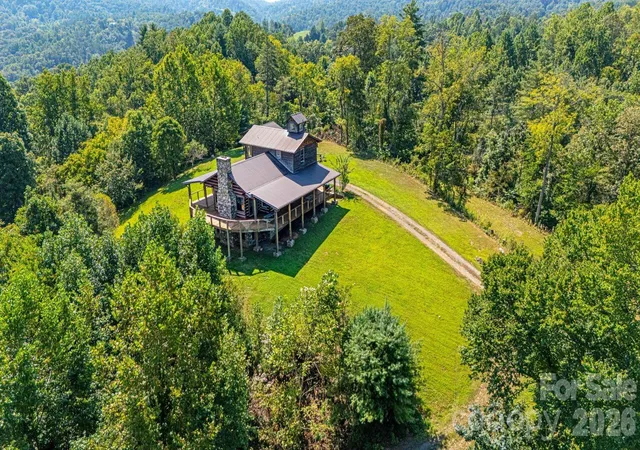 Photo 3 of Single family home for sale at 891 Logans Ridge Rd, Marshall, NC 28753 | MLS# 4411143 | Listing updated on 2026-09-17