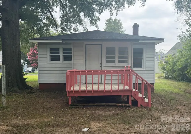 Photo 4 of Single family home for sale at 508 N Shaver St, Salisbury, NC 28144 | MLS# 4411202 | Listing updated on 2026-10-06