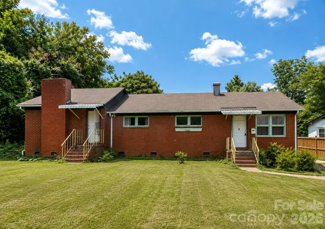 Photo 1 of Single family home for sale at 3308 Sutton Dr, Charlotte, NC 28216 | MLS# 4411744 | Listing updated on 2026-09-16