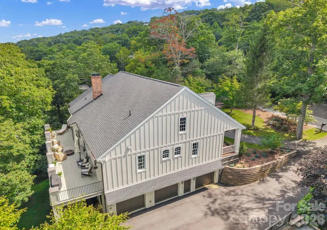 Photo 4 of Single family home for sale at 368 Green Hill Woods, Blowing Rock, NC 28605 | MLS# 4411772 | Listing updated on 2026-09-21