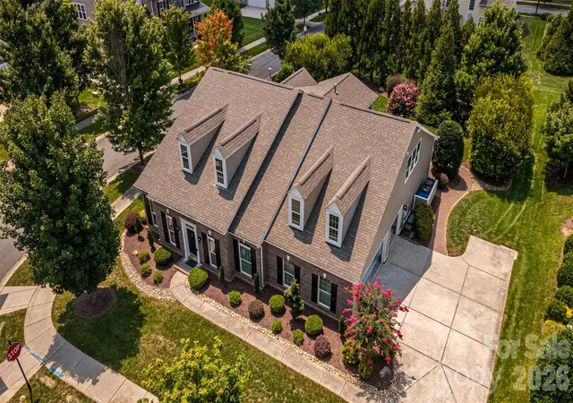 Photo 3 of Single family home for sale at 14703 Long Iron Dr, Huntersville, NC 28078 | MLS# 4411878 | Listing updated on 2026-09-23