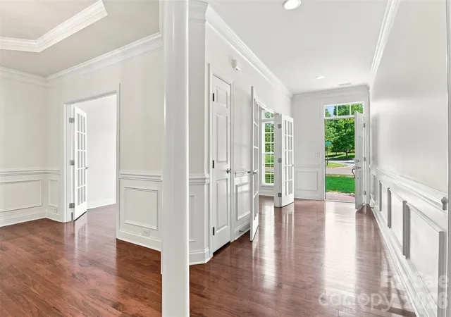 Photo 3 of Single family home for sale at 14703 Long Iron Dr, Huntersville, NC 28078 | MLS# 4411878 | Listing updated on 2026-10-24