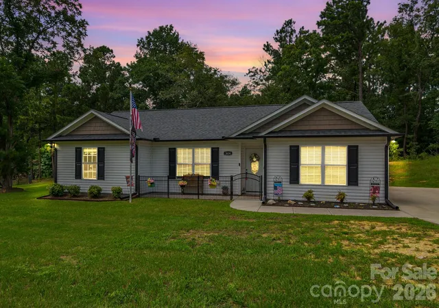 Photo 2 of Single family home for sale at 3604 Gold Mine Hwy, Kershaw, SC 29067 | MLS# 4412624 | Listing updated on 2026-09-17