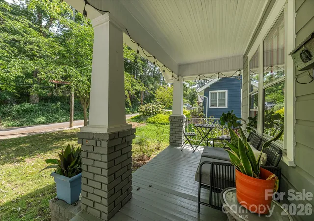 Photo 3 of Single family home for sale at 6 Birch St, Asheville, NC 28801 | MLS# 4413466 | Listing updated on 2026-09-16