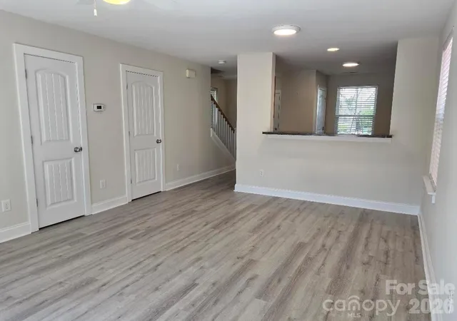 Photo 4 of Single family home for sale at 15947 Rose Glenn Ln, Davidson, NC 28036 | MLS# 4413679 | Listing updated on 2026-09-30
