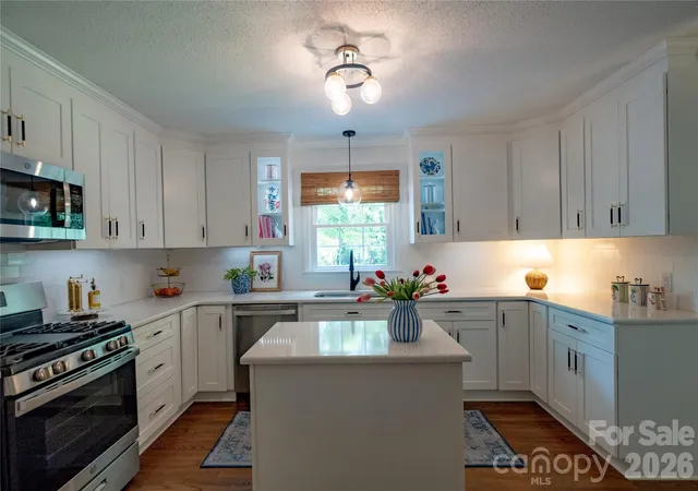 Single family home for sale at 2312 Belmont Dr, Reidsville, NC 27320 | MLS# 4413995