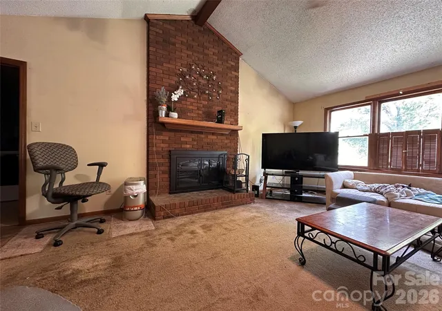 Photo 2 of Single family home for sale at 2825 Allenton Trails Ln, Charlotte, NC 28212 | MLS# 4415001 | Listing updated on 2026-09-30