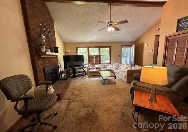 Photo 3 of Single family home for sale at 2825 Allenton Trails Ln, Charlotte, NC 28212 | MLS# 4415001 | Listing updated on 2026-09-30