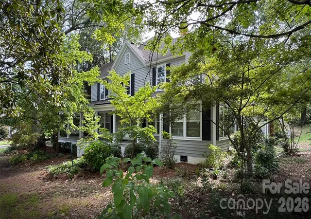 Photo 4 of Single family home for sale at 842 N Aspen St, Lincolnton, NC 28092 | MLS# 4415190 | Listing updated on 2026-09-29