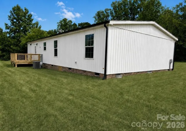 Photo 3 of Single family home for sale at 2765 Piney Rd, Morganton, NC 28655 | MLS# 4415690 | Listing updated on 2026-09-08