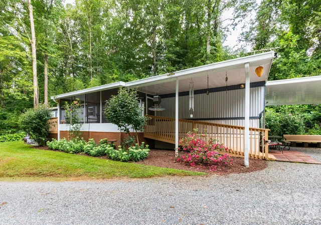 Photo 2 of Single family home for sale at 48 Melissa Ln, Leicester, NC 28748 | MLS# 4417154 | Listing updated on 2026-09-09
