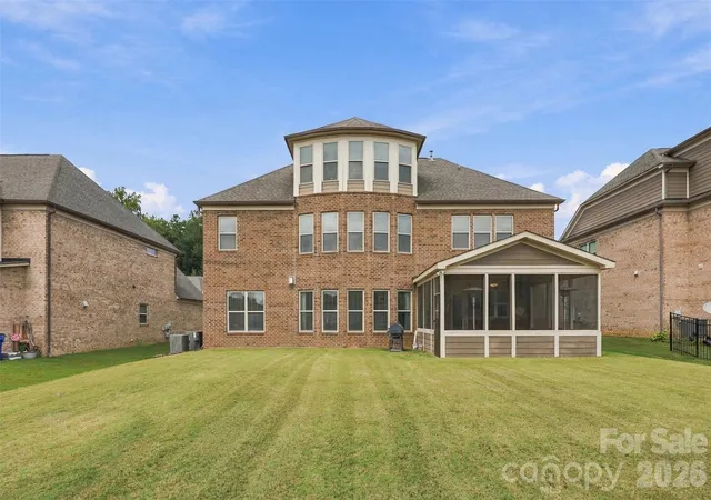 Photo 2 of Single family home for sale at 131 Reserve Ln, Fort Mill, SC 29707 | MLS# 4417292 | Listing updated on 2026-10-03