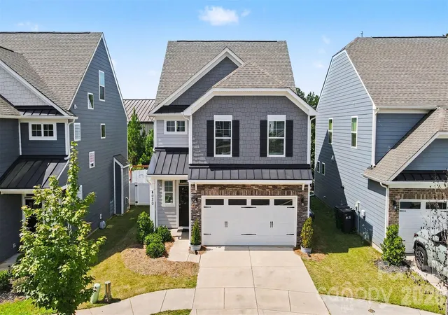 Photo 2 of Single family home for sale at 4030 Belle Landing Rd, Charlotte, NC 28270 | MLS# 4417601 | Listing updated on 2026-09-08