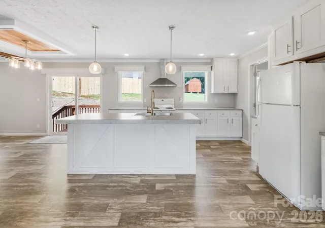 Photo 3 of Single family home for sale at 162 Phillips Valley Rd, Mars Hill, NC 28754 | MLS# 4417613 | Listing updated on 2026-09-16