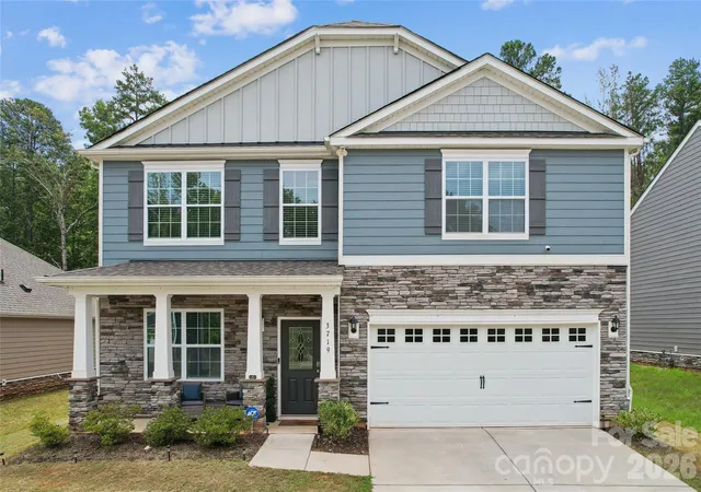 Photo 1 of Single family home for sale at 3719 Stanley Creek Dr, Mount Holly, NC 28120 | MLS# 4417734 | Listing updated on 2026-09-28