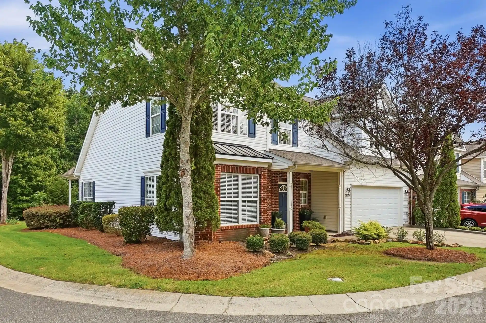 Listing Photo 1 - Condo for sale in 10933 Stone Trl Rd located at 10933 Stone Trl Rd, Charlotte, NC 28213 - Unit 10933 Stone Trail Rd
