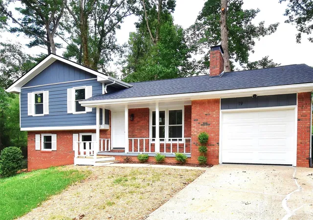 Photo 1 of Single family home for sale at 19 S Ridge Pl, Arden, NC 28704 | MLS# 4418329 | Listing updated on 2026-09-16