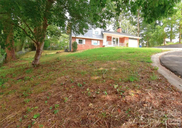 Photo 44 of Single family home for sale at 19 S Ridge Pl, Arden, NC 28704 | MLS# 4418329 | Listing updated on 2026-09-29