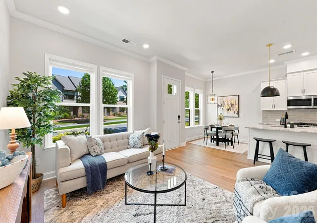 Photo 3 of Townhouse for sale at 5930 Ardrey Kell Rd, Charlotte, NC 28277 | MLS# 4418391 | Listing updated on 2026-09-22
