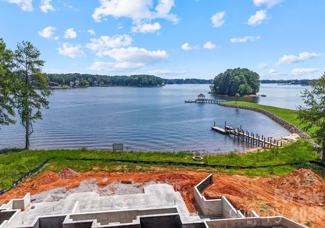 Photo 3 of Single family home for sale at 7928 Pine Cvs Ln, Denver, NC 28037 | MLS# 4418685 | Listing updated on 2026-09-17