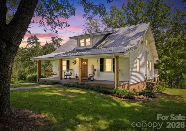 Photo 1 of Single family home for sale at 116 Amherst Rd, Morganton, NC 28655 | MLS# 4418711 | Listing updated on 2026-09-09
