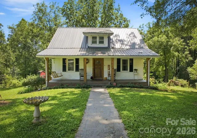 Photo 3 of Single family home for sale at 116 Amherst Rd, Morganton, NC 28655 | MLS# 4418711 | Listing updated on 2026-09-09