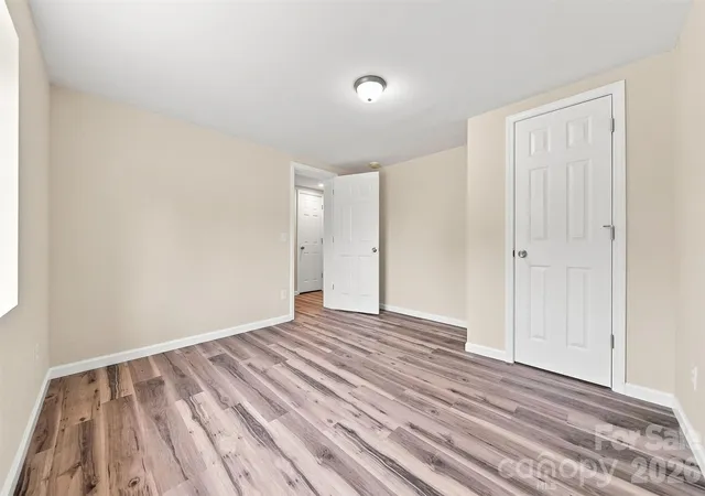 Photo 4 of Single family home for sale at 109 Countryside Dr Se, Lenoir, NC 28645 | MLS# 4419459 | Listing updated on 2026-09-29
