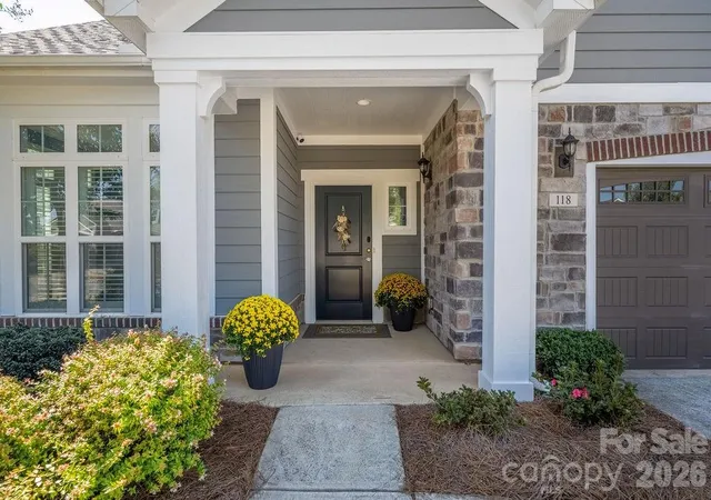 Photo 2 of Single family home for sale at 118 Mercyview Ln, Mooresville, NC 28117 | MLS# 4420321 | Listing updated on 2026-09-24