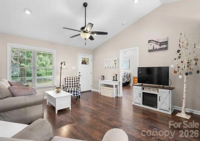 Photo 4 of Sale Pending at 123 Idlebrook Rd, Statesville, NC 28677 | MLS# 4420365 | Listing updated on 2026-09-09