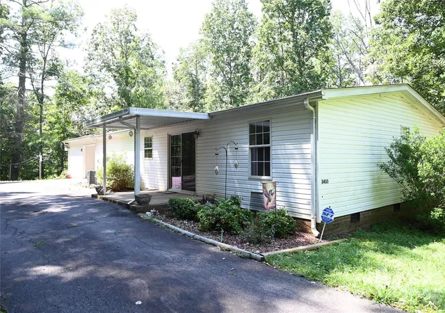 Photo 1 of Single family home for sale at 3435 Nelson Ln, Morganton, NC 28655 | MLS# 4420562 | Listing updated on 2026-09-09