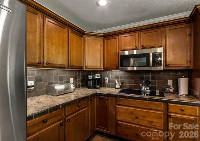 Photo 3 of Single family home for sale at 195 Banjo Branch Rd, Burnsville, NC 28714 | MLS# 4420651 | Listing updated on 2026-09-17