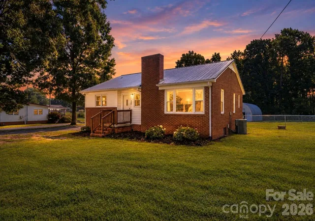 Photo 1 of Single family home for sale at 4282 Buffalo Shls Rd, Maiden, NC 28650 | MLS# 4420932 | Listing updated on 2026-09-29