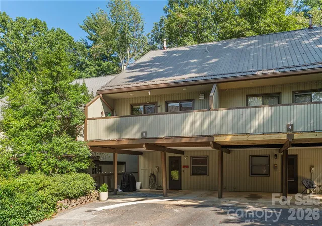 Townhouse for sale at 11 Maple Ridge Ln, Asheville, NC 28806 | MLS# 4420980