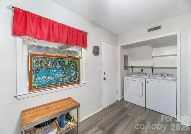 Photo 1 of Townhouse for sale at 11 Maple Ridge Ln, Asheville, NC 28806 | MLS# 4420980 | Listing updated on 2026-09-16
