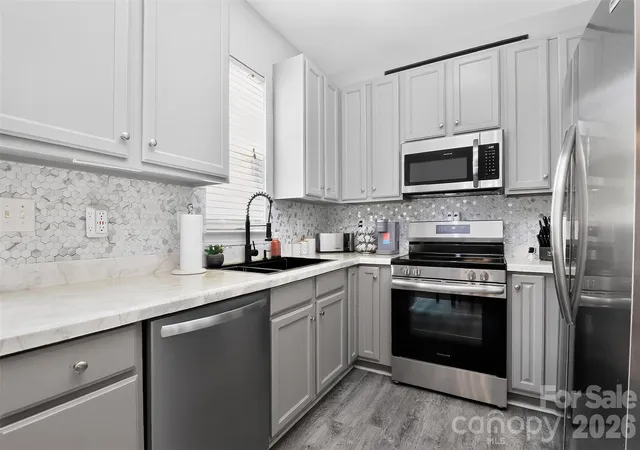Photo 4 of Townhouse for sale at 2315 Bonterra Blvd, Indian Trail, NC 28079 | MLS# 4420984 | Listing updated on 2026-09-19