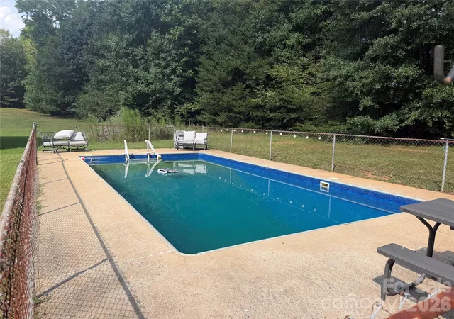 Photo 3 of Single family home for sale at 344 Pearson St, Blacksburg, SC 29702 | MLS# 4421604 | Listing updated on 2026-09-17