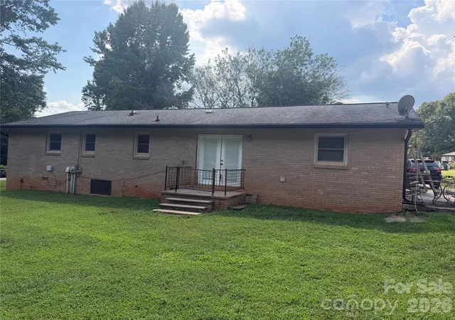Photo 4 of Single family home for sale at 344 Pearson St, Blacksburg, SC 29702 | MLS# 4421604 | Listing updated on 2026-09-17