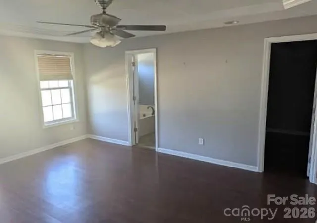 Photo 4 of Single family home for sale at 1379 Old Whiteville Rd, Lumberton, NC 28358 | MLS# 4421953 | Listing updated on 2026-09-08