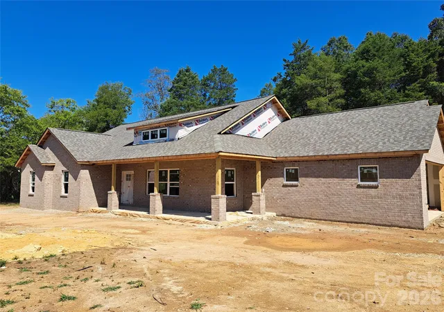 Photo 2 of Single family home for sale at 5210 Fish Pond Rd, Salisbury, NC 28146 | MLS# 4422347 | Listing updated on 2026-09-16