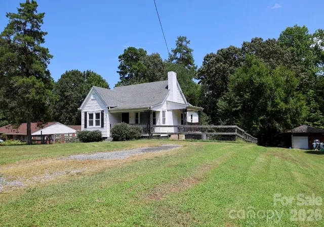 Photo 3 of Single family home for sale at 370 Belvedere Dr Nw, Concord, NC 28027 | MLS# 4422493 | Listing updated on 2026-10-06