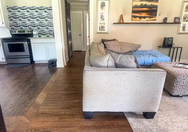 Photo 4 of Single family home for sale at 370 Belvedere Dr NW, Concord, NC 28027 | MLS# 4422493 | Listing updated on 2026-10-06