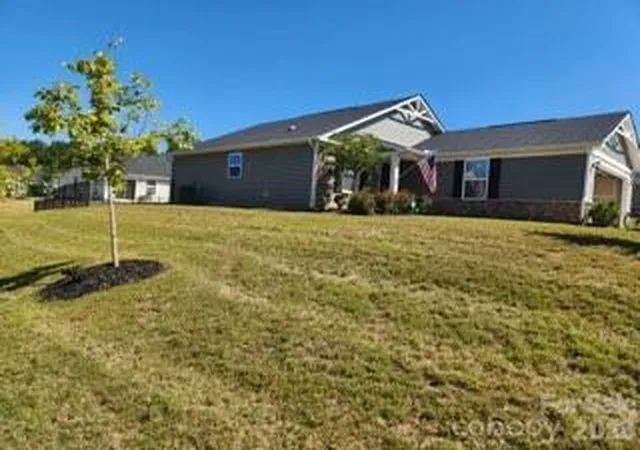 Photo 3 of Single family home for sale at 620 Grandiflora Ave, Lancaster, SC 29720 | MLS# 4422529 | Listing updated on 2026-09-17