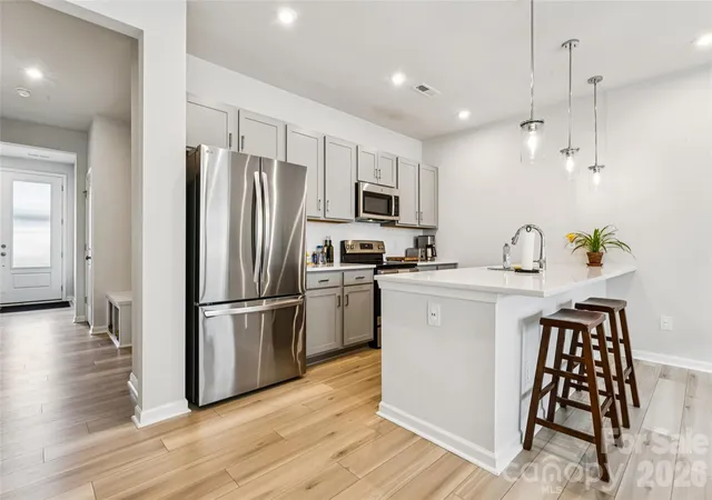 Photo 2 of Townhouse for sale at 3132 Hutton Gdns Ln, Charlotte, NC 28269 | MLS# 4422591 | Listing updated on 2026-09-09